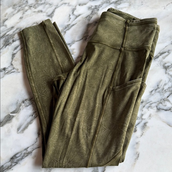 Lululemon Fast & Free HR Tight Olive Green Distressed Leggings Women’s size 6. - Picture 13 of 14